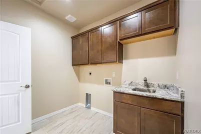 8054 E Darius Drive, Kingman, AZ 86401 - Photo 16