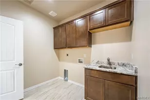 8054 E Darius Dr, Kingman, AZ 86401 - Photo 16