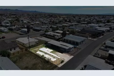 1788 Granada Drive, Bullhead City, AZ 86442 - Photo 20