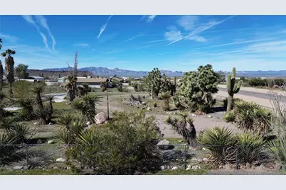 3008 W McConnico Road, Golden Valley, AZ 86413 - Photo 18