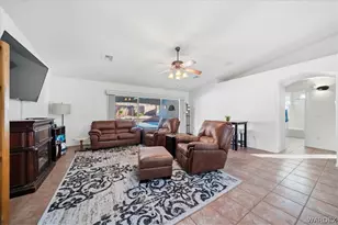 2435 Park Ridge Ave, Bullhead City, AZ 86429 - Photo 10