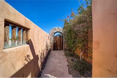 2933 Camino Del Rio, Bullhead City, AZ 86442 - Photo 6