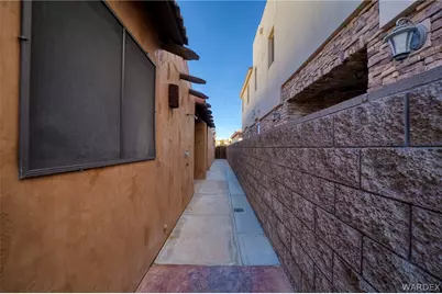 2933 Camino Del Rio, Bullhead City, AZ 86442 - Photo 74