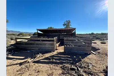 6806 N Frerichs Ranch Road, Hackberry, AZ 86411 - Photo 10