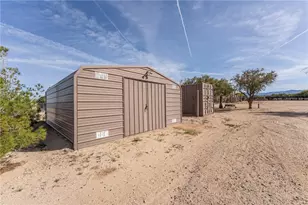 14158 S Calabasas Rd, Yucca, AZ 86438 - Photo 34