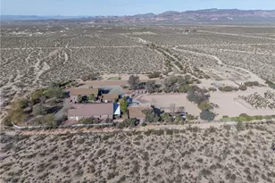 14158 S Calabasas Rd, Yucca, AZ 86438 - Photo 12