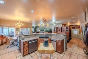 14158 S Calabasas Rd, Yucca, AZ 86438 - Photo 42