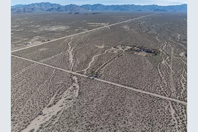 14158 S Calabasas Road, Yucca, AZ 86438 - Photo 18