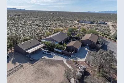 14158 S Calabasas Road, Yucca, AZ 86438 - Photo 10