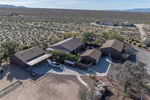 14158 S Calabasas Rd, Yucca, AZ 86438 - Photo 10