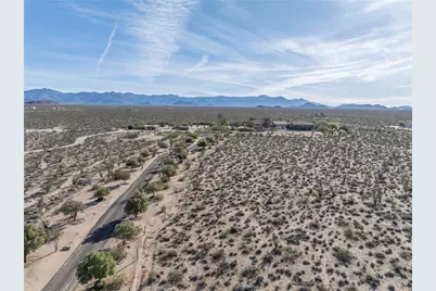 14158 S Calabasas Road, Yucca, AZ 86438 - Photo 4