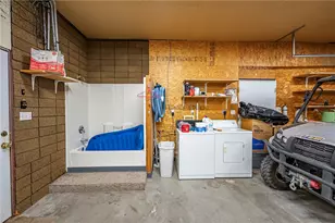 14158 S Calabasas Rd, Yucca, AZ 86438 - Photo 26