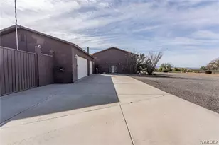 14158 S Calabasas Rd, Yucca, AZ 86438 - Photo 24