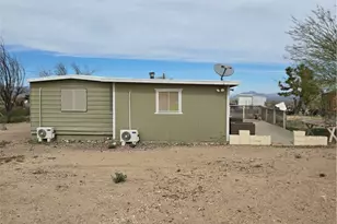 18852 N Telegraph Dr, Dolan Springs, AZ 86441 - Photo 2