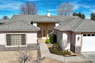 2063 John Wayne Dr, Kingman, AZ 86409 - Photo 2