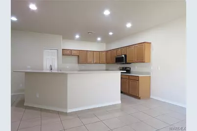 2063 John Wayne Drive, Kingman, AZ 86409 - Photo 6