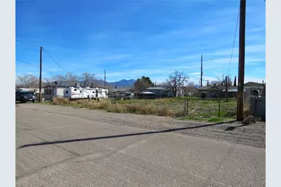 424 E Beverly Avenue, Kingman, AZ 86409 - Photo 8