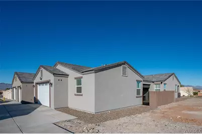 2292 Del Cadena, Bullhead City, AZ 86442 - Photo 2