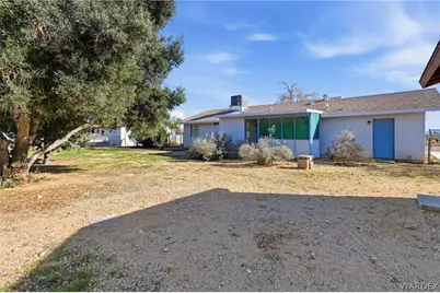 6595 W Hershey Way, Golden Valley, AZ 86413 - Photo 16