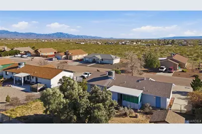 6595 W Hershey Way, Golden Valley, AZ 86413 - Photo 8