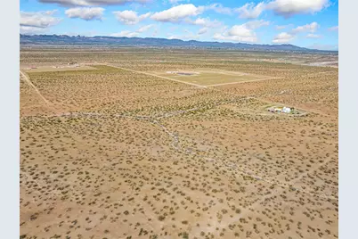 000 Dunlap, Golden Valley, AZ 86413 - Photo 6