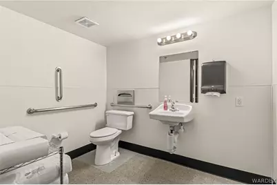 2585 Miracle Mile #128 - 129, Bullhead City, AZ 86442 - Photo 22