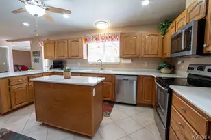 152 S Houck Rd, Golden Valley, AZ 86413 - Photo 10