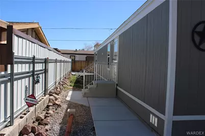 1864 El Dorado, Bullhead City, AZ 86442 - Photo 16
