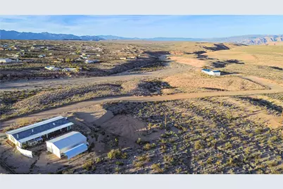 30390 N Separation Drive, Meadview, AZ 86444 - Photo 8