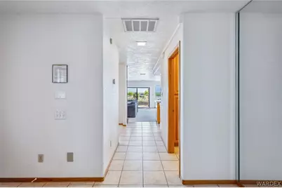 2929 Camino Del Rio, Bullhead City, AZ 86442 - Photo 14