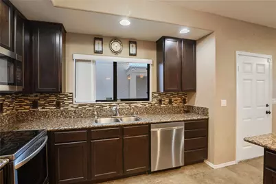 3360 W Landon Drive #6-106, Bullhead City, AZ 86429 - Photo 8