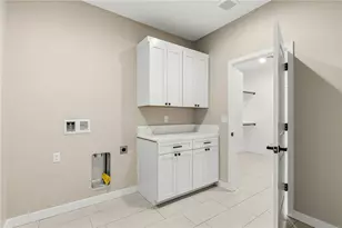 3238 Sidewheel Dr, Bullhead City, AZ 86429 - Photo 22