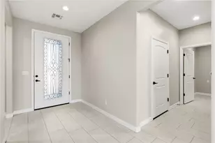 3238 Sidewheel Dr, Bullhead City, AZ 86429 - Photo 6