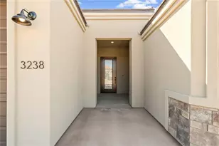 3238 Sidewheel Dr, Bullhead City, AZ 86429 - Photo 4