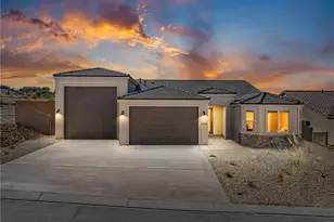 3238 Sidewheel Dr, Bullhead City, AZ 86429 - Photo 1