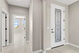 3238 Sidewheel Dr, Bullhead City, AZ 86429 - Photo 8