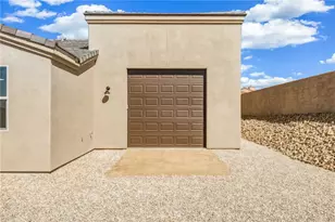 3238 Sidewheel Dr, Bullhead City, AZ 86429 - Photo 24
