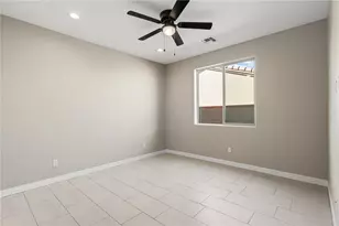 3238 Sidewheel Dr, Bullhead City, AZ 86429 - Photo 12