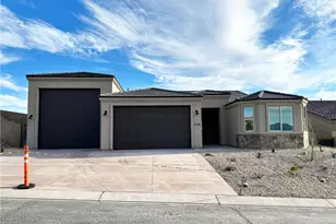 3238 Sidewheel Dr, Bullhead City, AZ 86429 - Photo 1