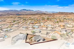 3539 Sunriver Ct, Bullhead City, AZ 86429 - Photo 1