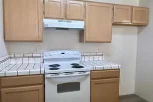 450 Chardonnay Way, Bullhead City, AZ 86429 - Photo 6