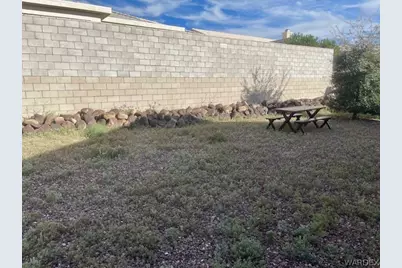 450 Chardonnay Way, Bullhead City, AZ 86429 - Photo 14