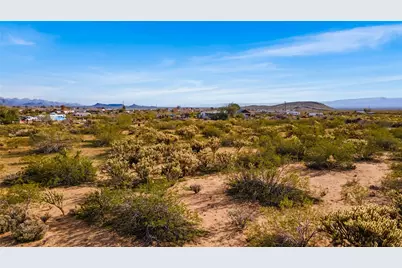 306-09-044 S Hope Road, Golden Valley, AZ 86413 - Photo 8