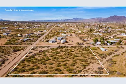 306-09-044 S Hope Road, Golden Valley, AZ 86413 - Photo 16