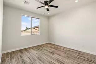 3232 Sidewheel Dr, Bullhead City, AZ 86429 - Photo 12