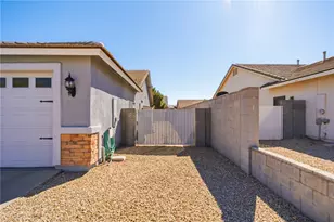 1994 Gene Autry Dr, Kingman, AZ 86409 - Photo 4