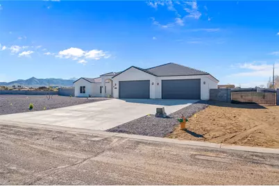 3252 Gold Canyon Court, Kingman, AZ 86401 - Photo 4