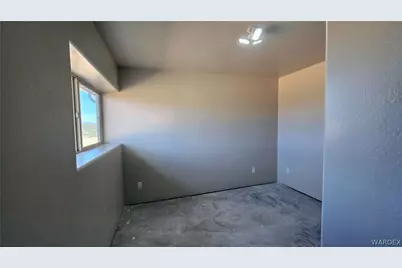 4302 W Speedway Road, Yucca, AZ 86438 - Photo 26