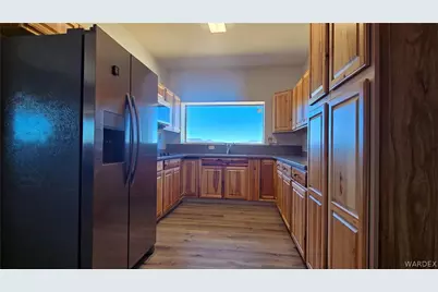 4302 W Speedway Road, Yucca, AZ 86438 - Photo 16