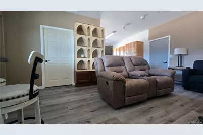 4302 W Speedway Road, Yucca, AZ 86438 - Photo 14